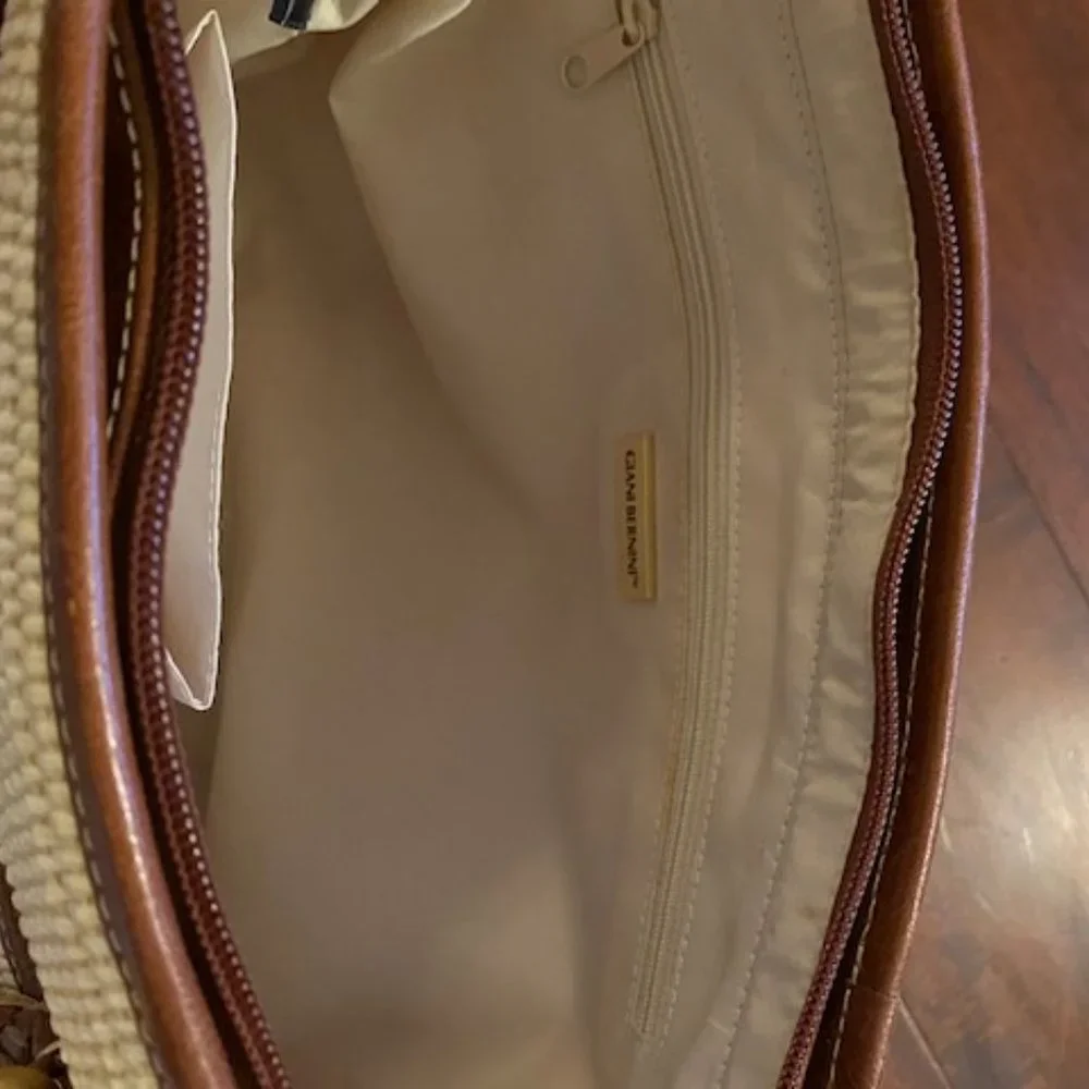 Giani Bernini faux leather trim handbag - Picture 3 of 6